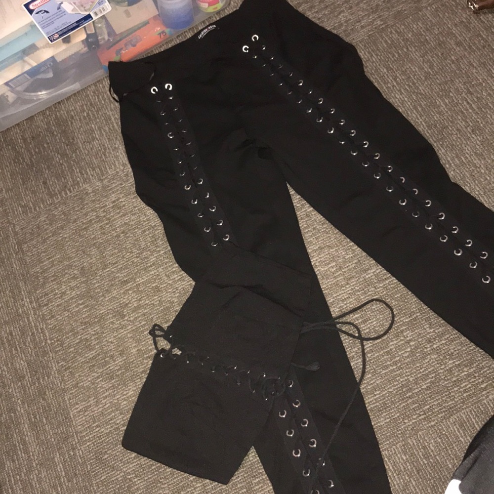 Fashion nova strapped set
